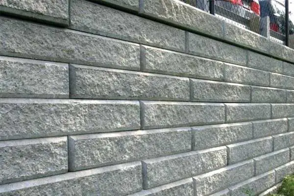 CAMBRIDGE WALL BLOCKS