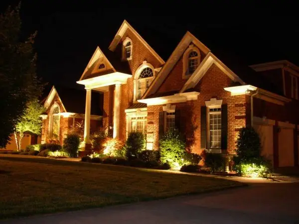 LED LANDSCAPE LIGHTS