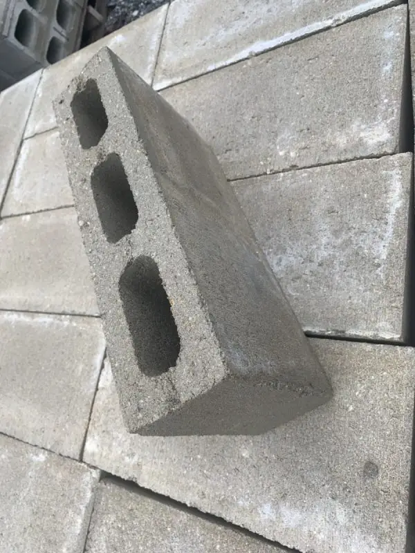 4 X 8 X 16 BLOCK - CORED